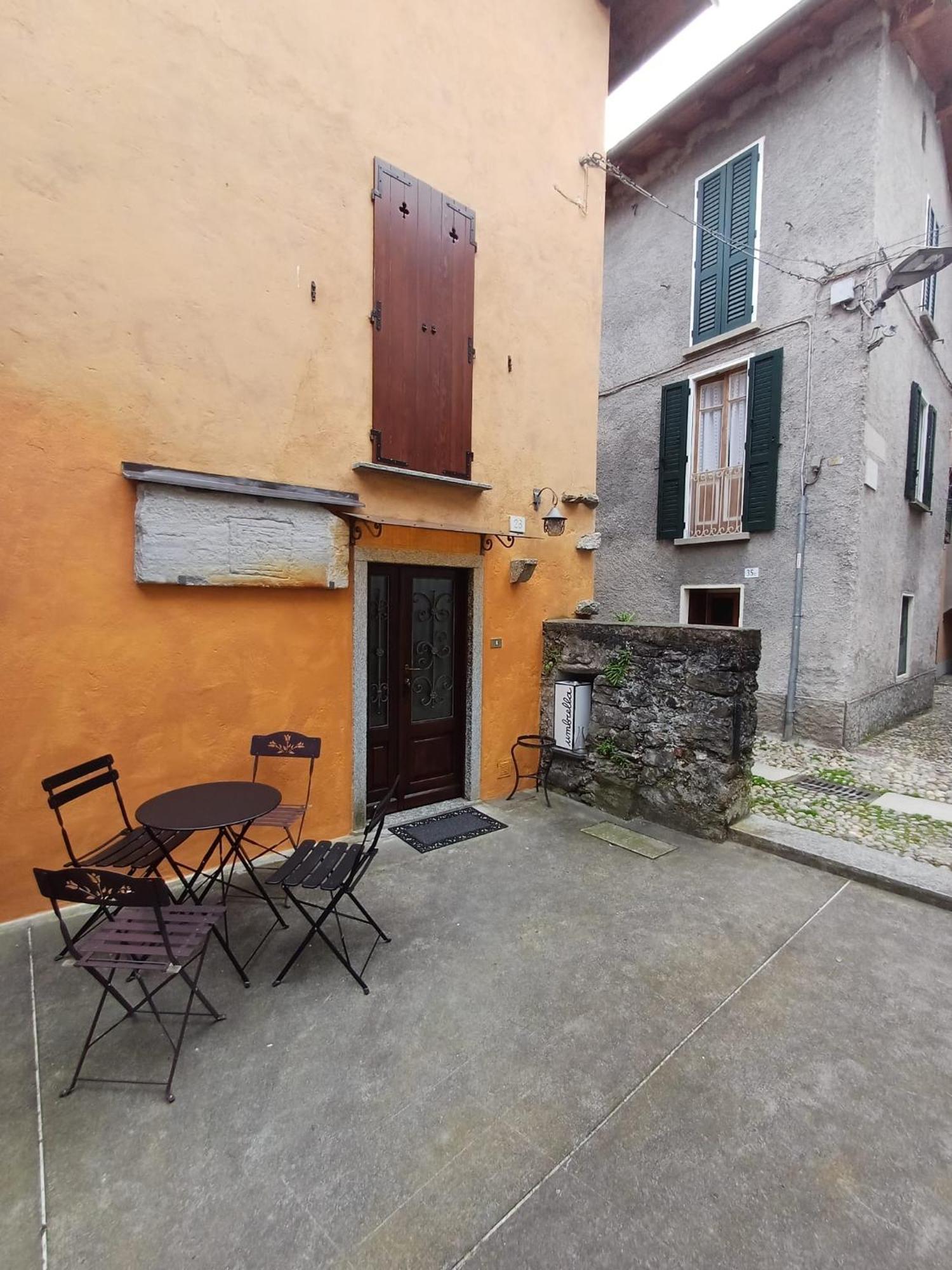 Casa Clotilde Villa แวร์บาเนีย ภายนอก รูปภาพ